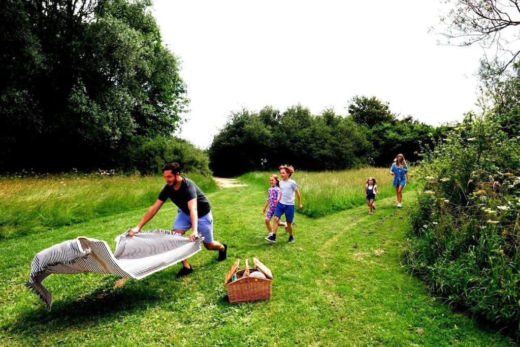 Roseberry Cottage - Lower Mill Estate Somerford Keynes Dış mekan fotoğraf